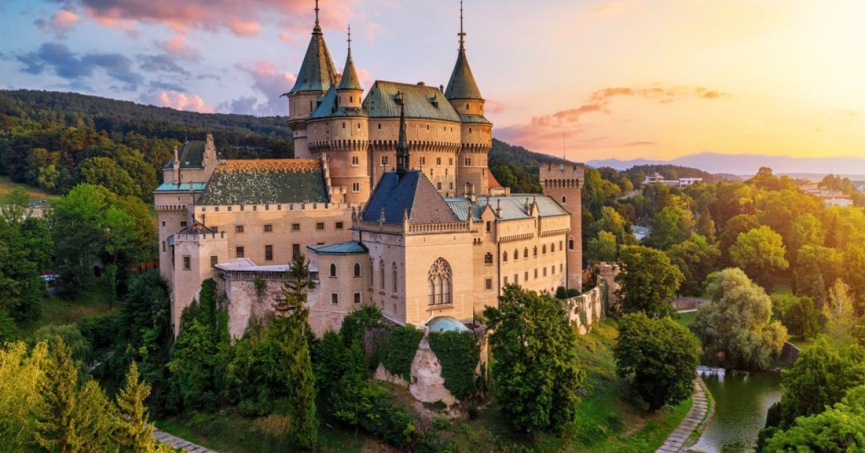 Bajmóci Várkastély: Mesebeli úti cél Szlovákiában egy hétvégi kiránduláshoz