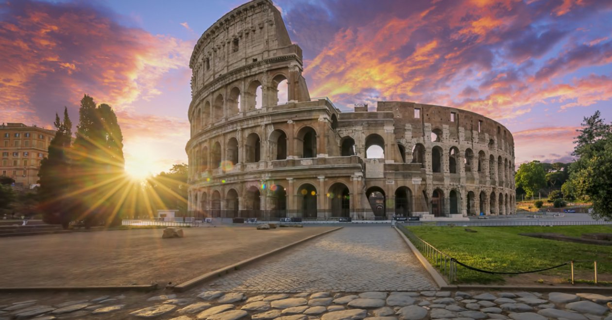 Olcsó, egynapos kirándulás külföldre: izgalmas őszi városlátogatások