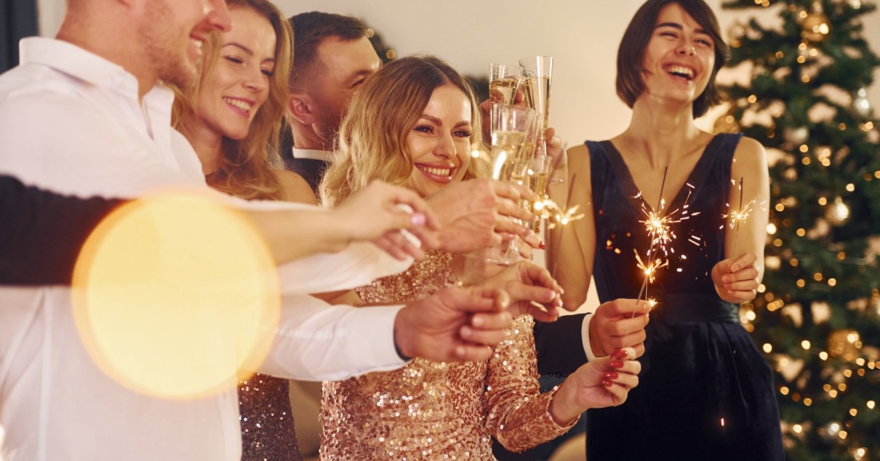 Elegáns karácsonyi céges évzáró - amit a kollégák imádni fognak! 