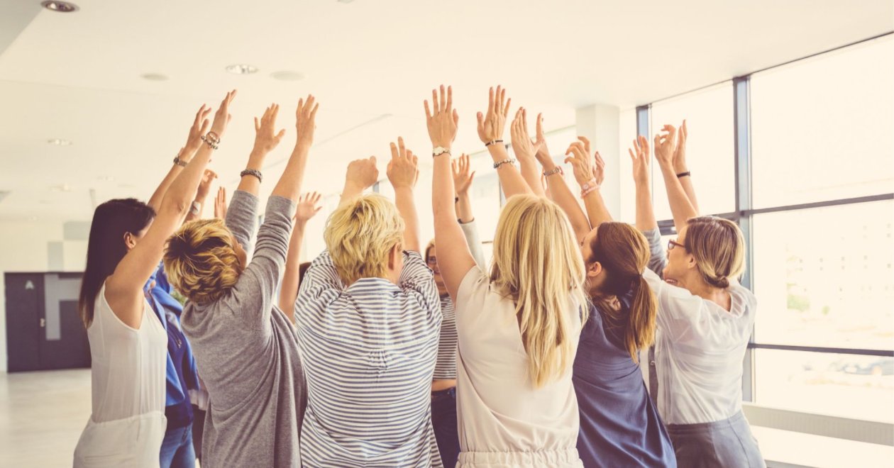 Zenés csapatépítő program Balatonfüreden – voice idol hangulatban