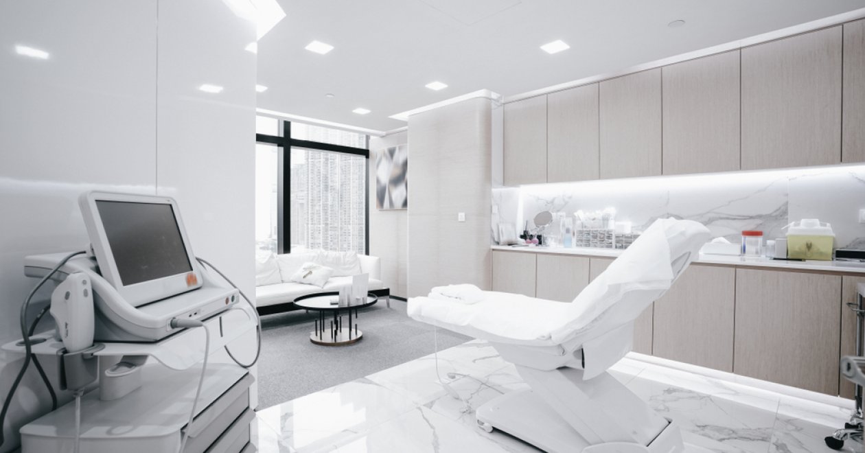 Miért válasszuk a magánklinikákat? - 5 kiemelkedő előnye a magánklinikáknak