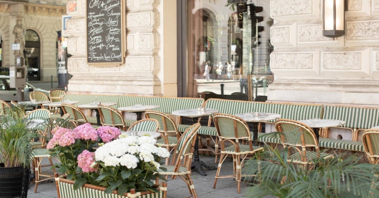 Birthday venue rental in the heart of Budapest, in an elegant setting