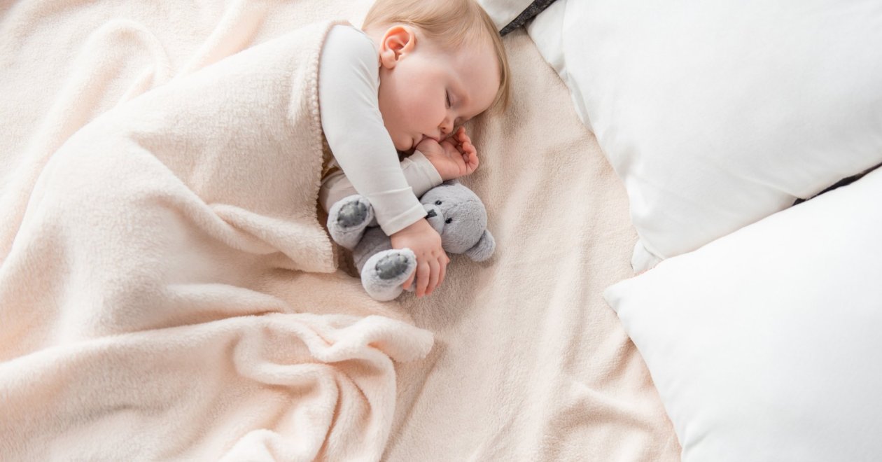 Békés álomba merülés: milyen matrac az ideális a kisbabáknak?