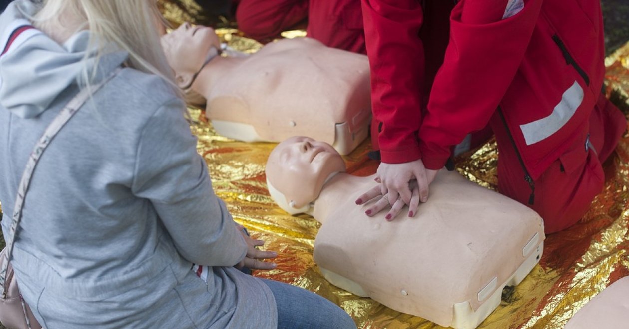 Csecsemő újraélesztés lépései- Amikor minden másodperc számít