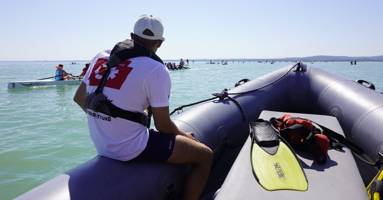 Súlyosan beteg gyerekeknek rendezett vízbiztonsági programot a VMSZ