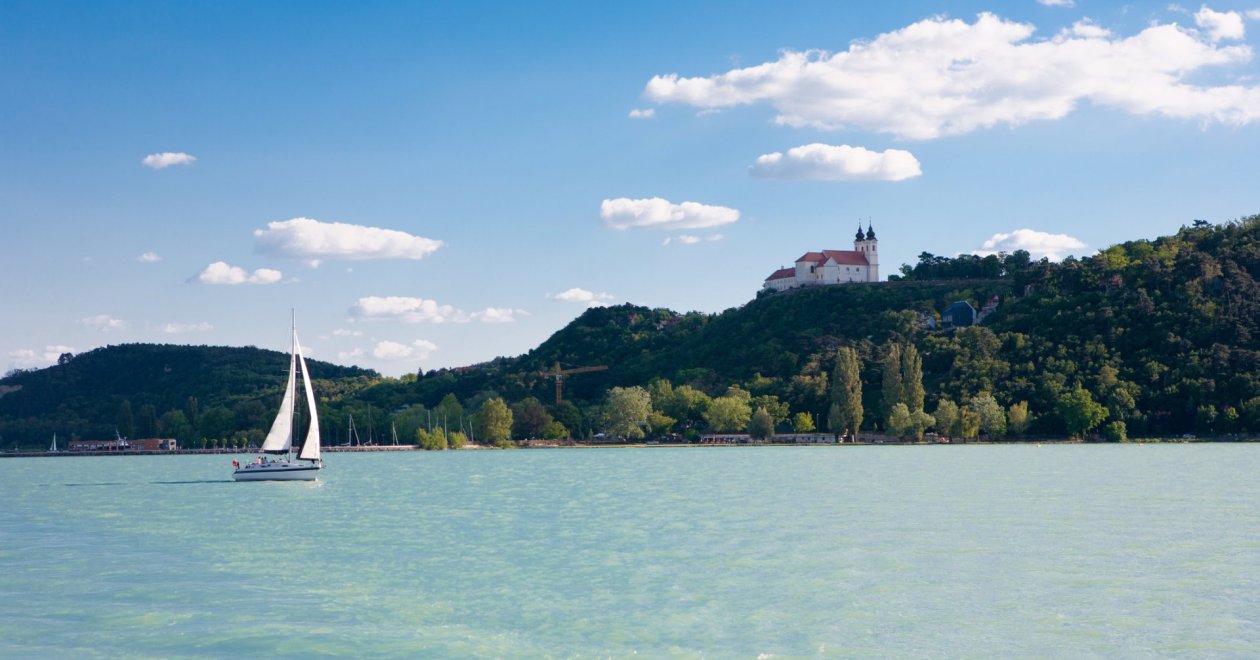  Meglepő rekordok születtek a szeles Balaton-kerülő versenyen