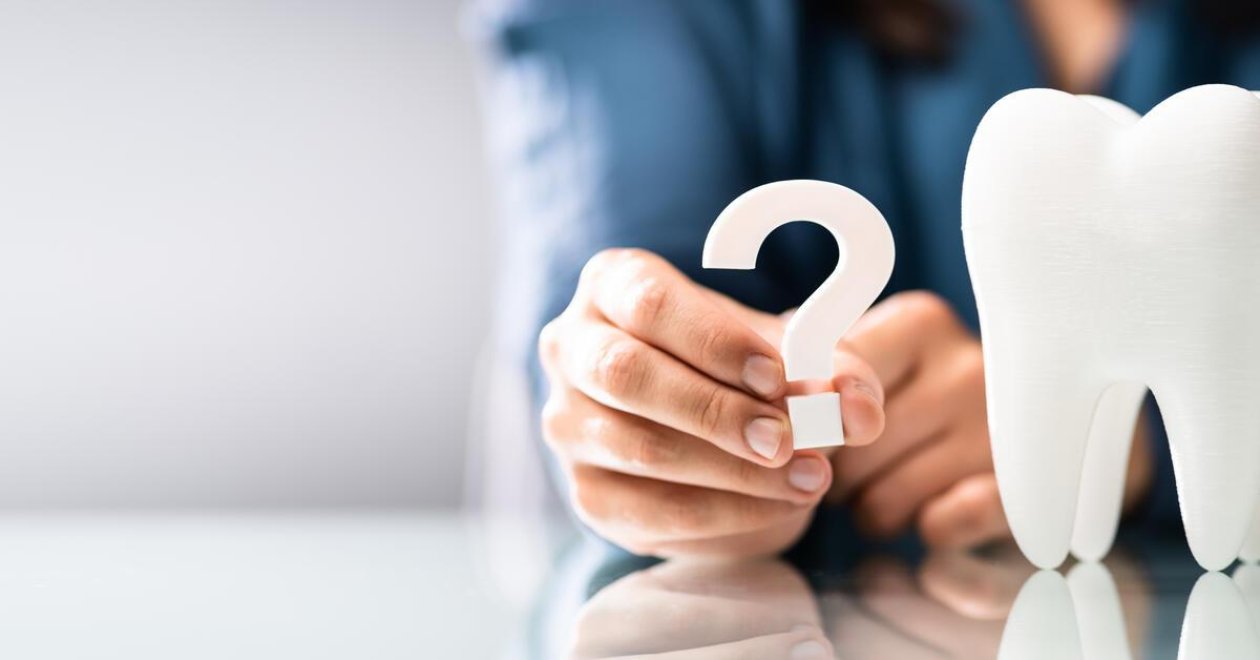 5 kérdés, amit muszáj feltenned, mielőtt fogászati implantátumot csináltatsz