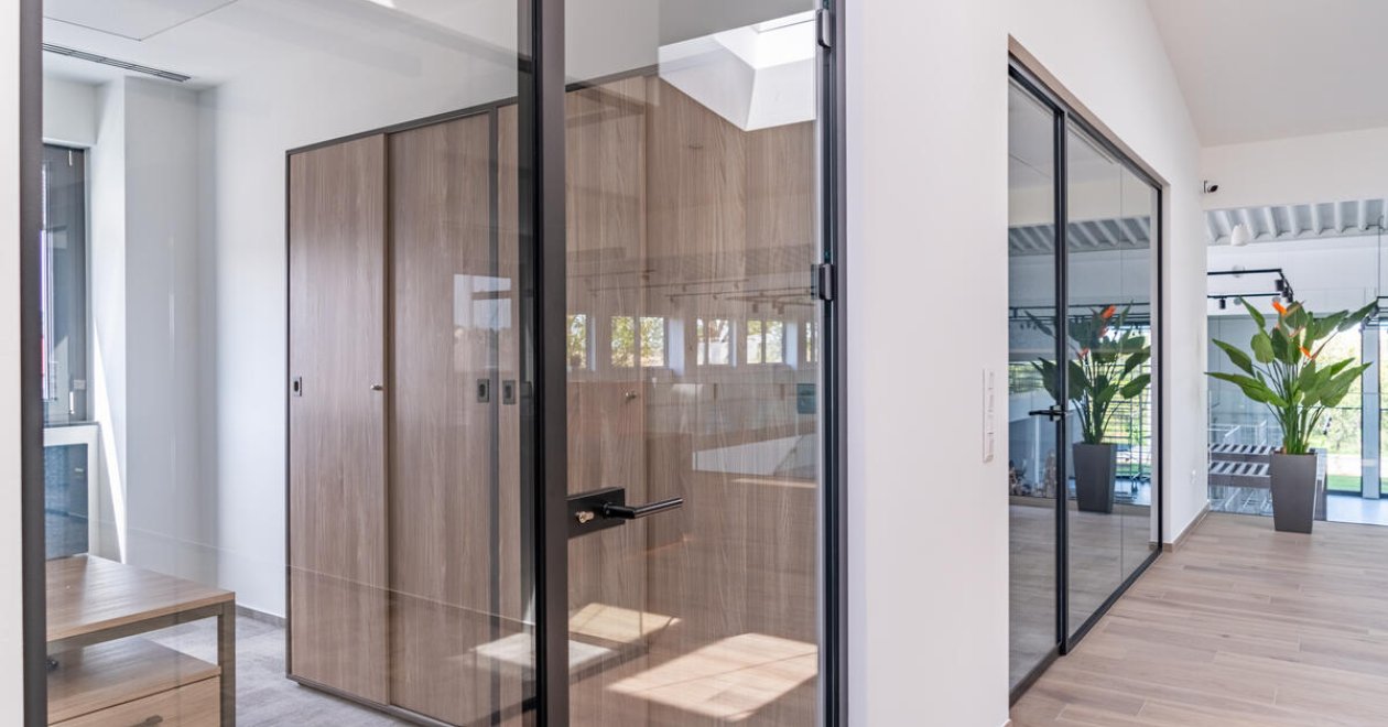 The impact of real estate market changes on interior design solutions