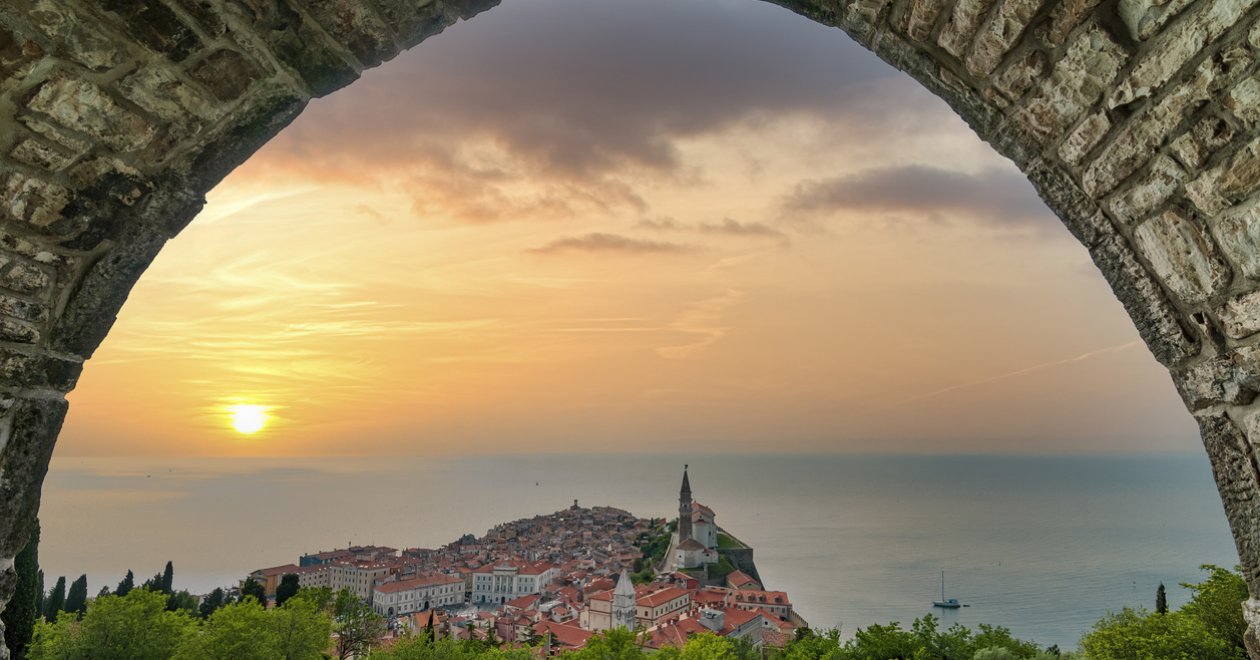 Bakancslistás gyöngyszem a közeli tengerparton – Piran útikalauz a szlovén tengerpartra