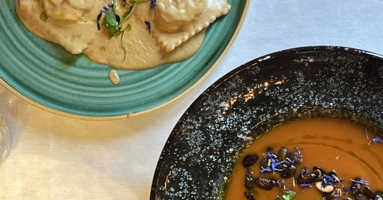 Christmas corporate dinner restaurant in Budapest