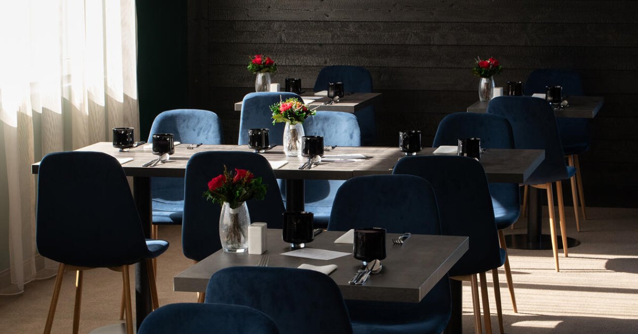 Konferenciahelyszín vidéken – professzionális megoldások a Kristály Hotel Ajkán